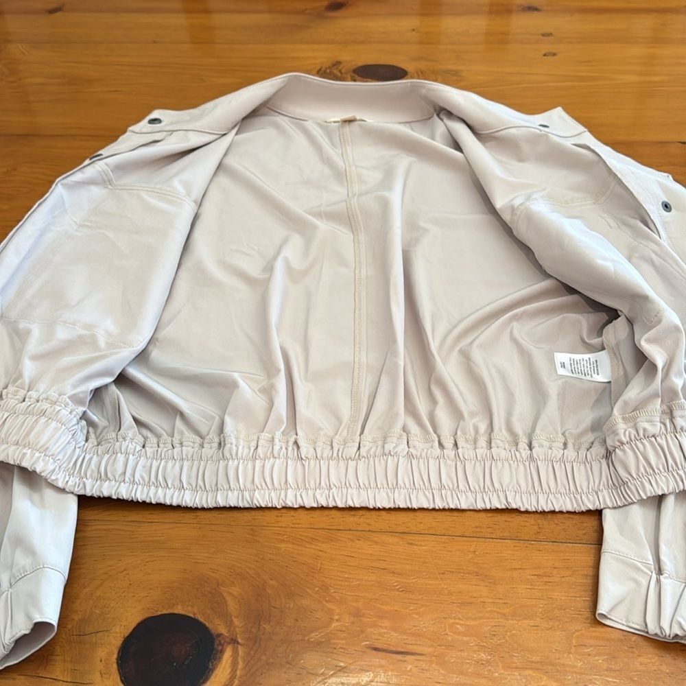 NWT Open Edit Crop Utility Jacket - Picture 8 of 13